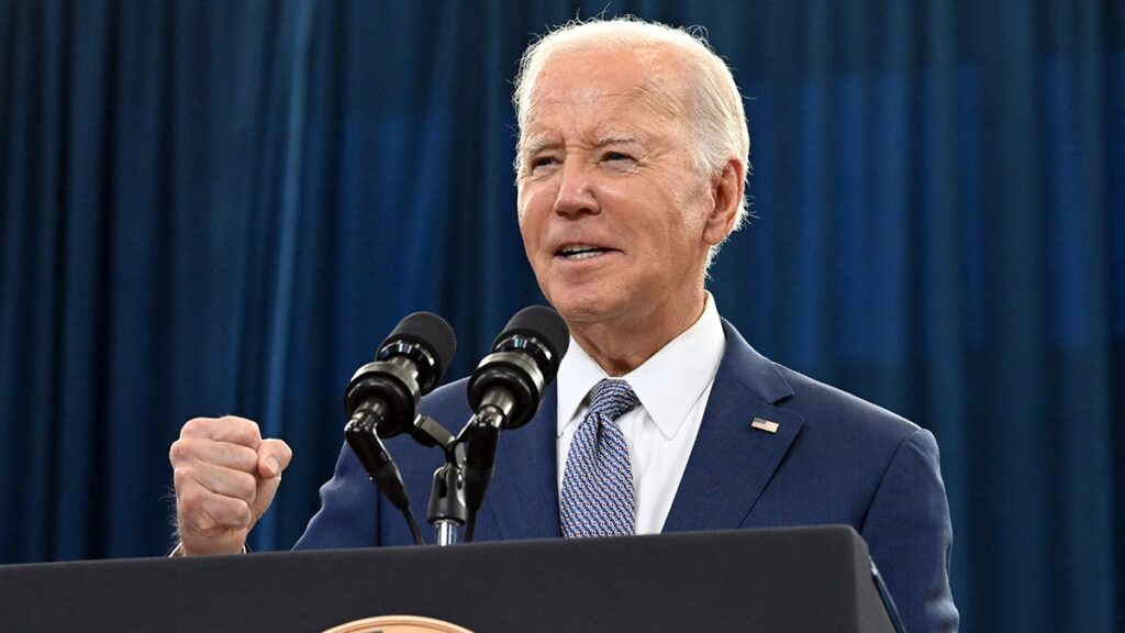 Biden fights against the "most aggressive type" of prostate cancer with bone metastasis, according to medical expert